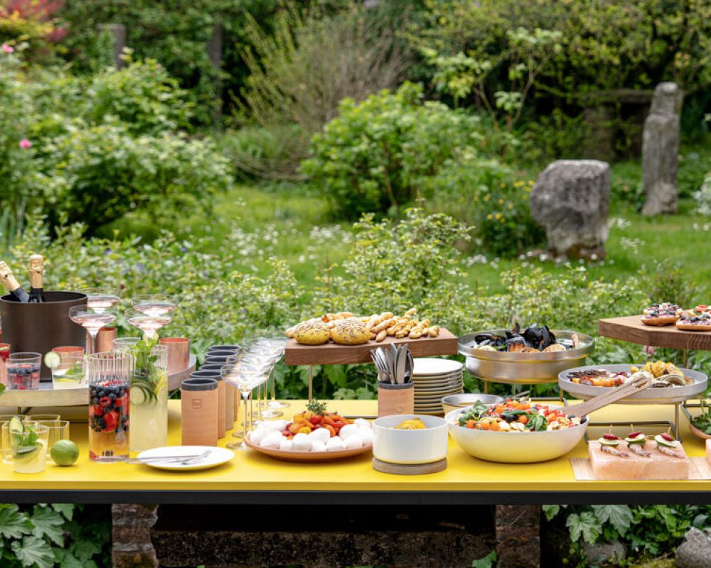 knIndustrie-outdoor-dining-2